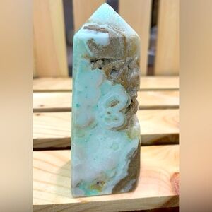 Smithsonite Tower